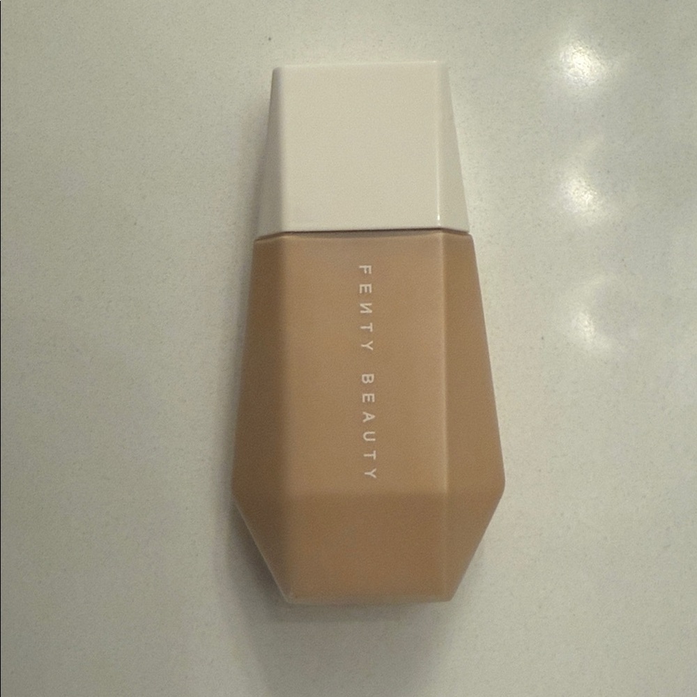 Fenty Beauty Pro Filt'r Foundation - Creamy Tan (12)
